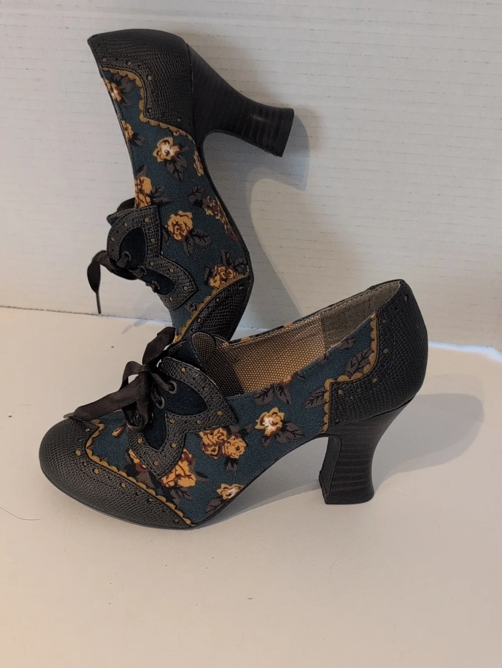 Ruby Shoo Sz.5 Daisy Retro Brogue Style Heels
